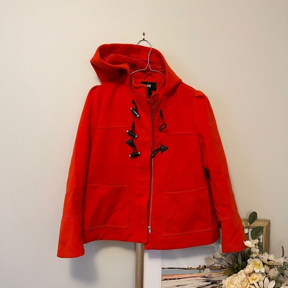 Adorable toggle coat - Picture 1 of 5